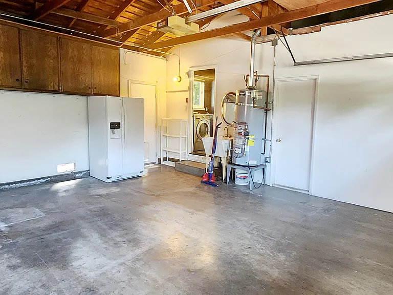 8401 La Riviera Dr — Photo 47