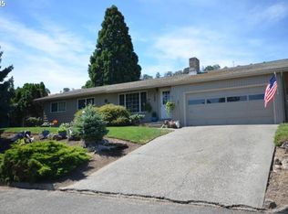 2212 W 14th St, The Dalles, OR