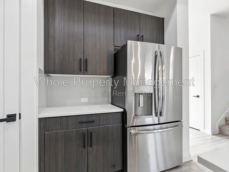 6619 Mariposa Ct — Photo 9