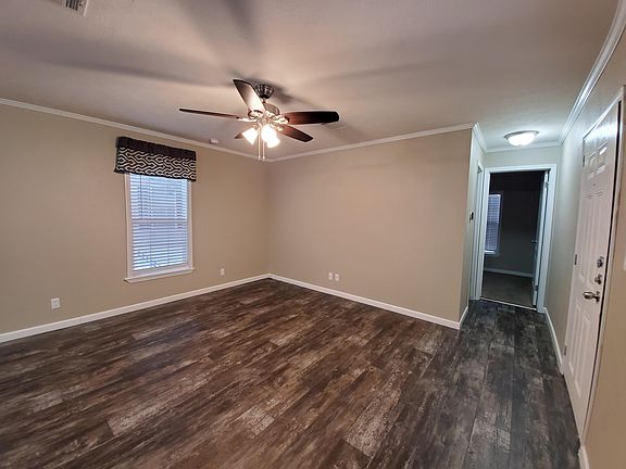 3rd image of 1132 Huntington Ct #65
