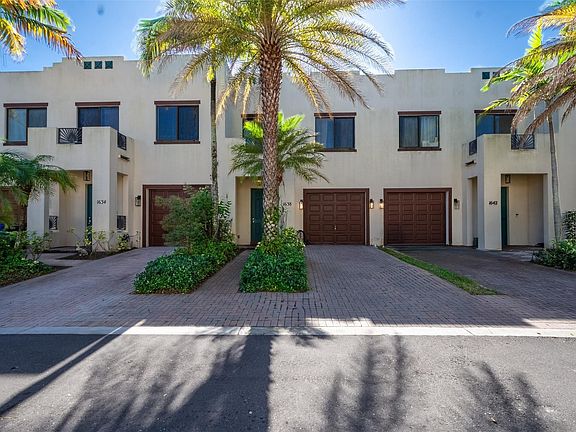 2nd image of 1638 SW 33rd Court