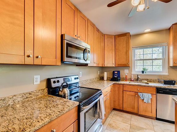 4th image of 1105 S Edgewood St #2