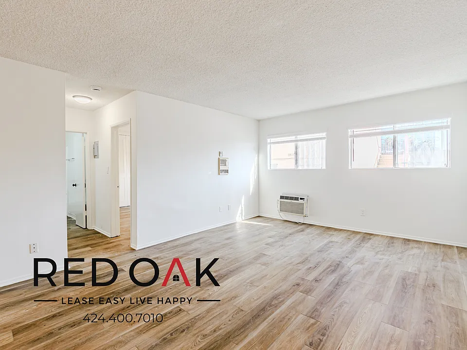 1539 N Alexandria Ave #104