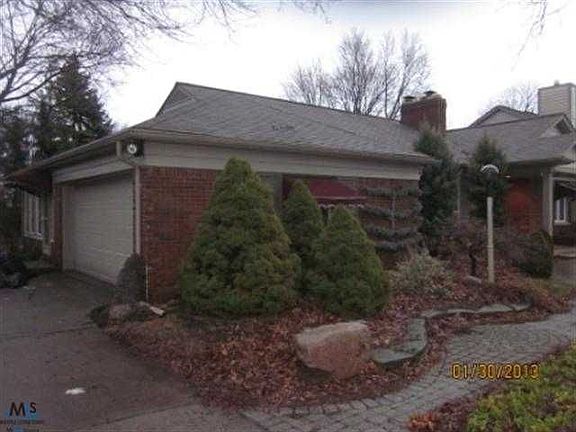 2nd image of 21621 Blackburn St