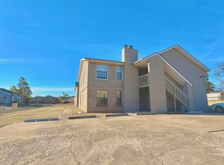 233 Chalmette Dr APT C, Norman, OK 73071