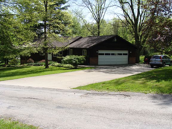 2nd image of 6780 Cheryl Dr