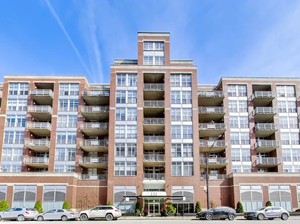 111 S Morgan St APT 703, Chicago, IL 60607