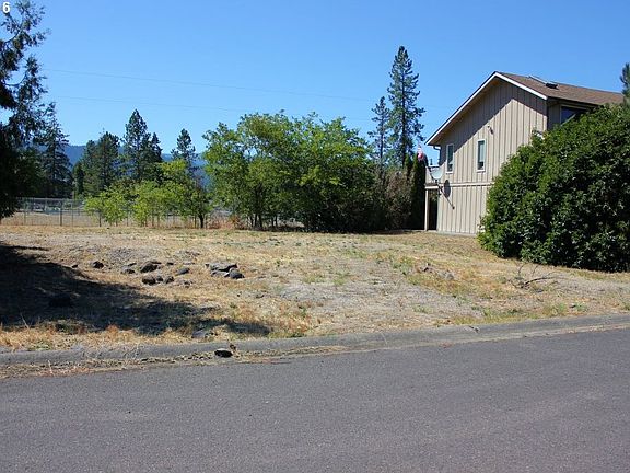 2nd image of Christel Ln
