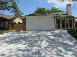5315 Livermore Dr, Arlington, TX 76017