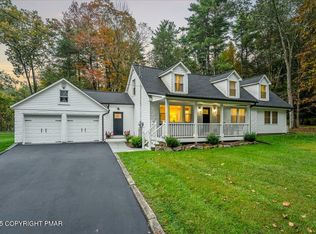405 Emery Wheel Rd, Stroudsburg, PA 18360