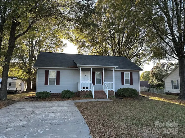 75 Eden St NW, Concord, NC 28027