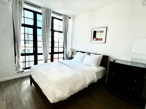 5th image of 138 Bowery APT 8D