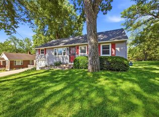 4816 Goodman St, Overland Park, KS 66203