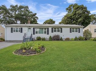 83 Foxcroft Ave, Warwick, RI 02889