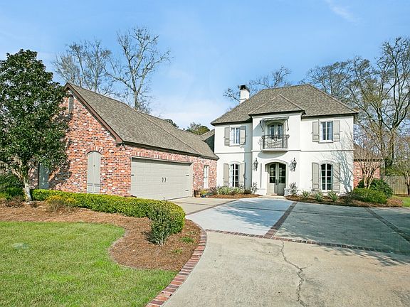2nd image of 328 Chateau Jon
