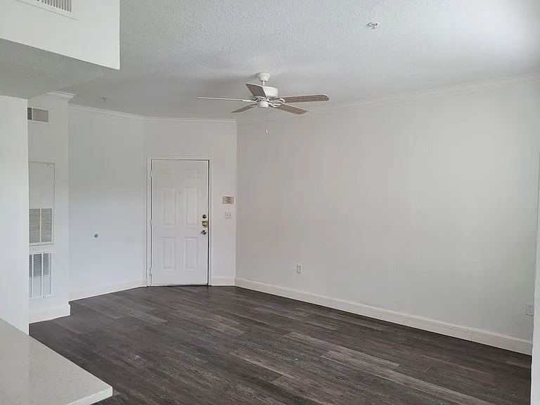 2558 Robert Trent Jones Dr #1424 — Photo 8