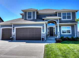 1327 NE 107th Ter, Kansas City, MO 64155