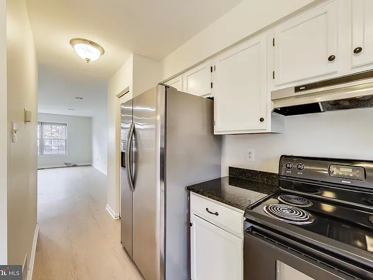 20488 Summersong Ln — Photo 12