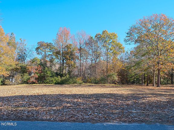 205 Lake Wood Drive, Edenton, NC 27932 | MLS #100416950 | Zillow