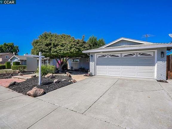 3rd image of 34442 Bacon Pl
