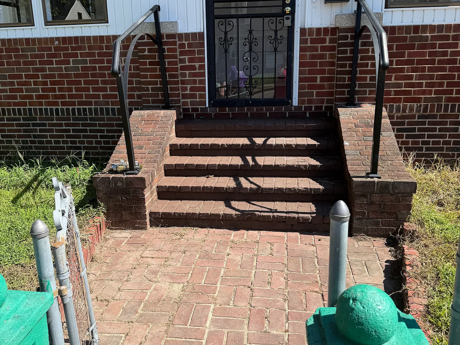 3301 Delaware Ave — Photo 1
