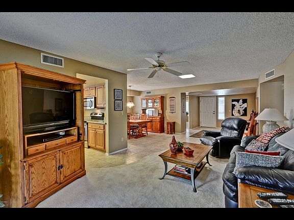 4th image of 19122 N 98th Dr