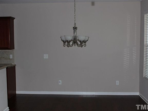 3rd image of 1216 Nicklaus Dr