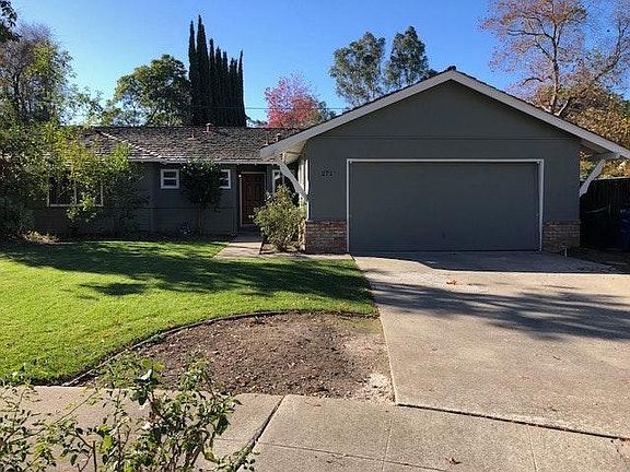 3rd image of 271 Kingston Hill Way
