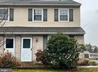 415 Fort Washington Ave, Fort Washington, PA 19034