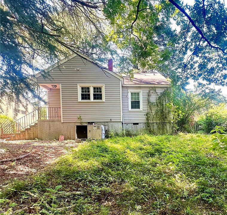 2nd image of 961 McKimmon Rd