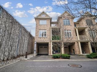 181 Plains Rd W #40, Burlington, ON L7T0B1