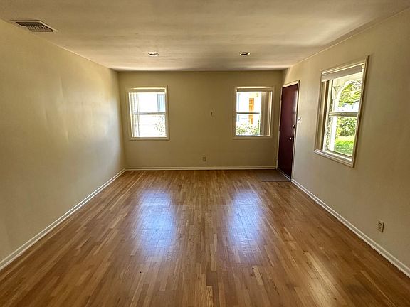 Double pained windows provide ample light.