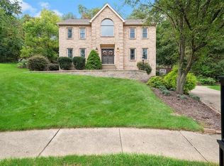 108 Strathmore Ct, Seven Fields, PA