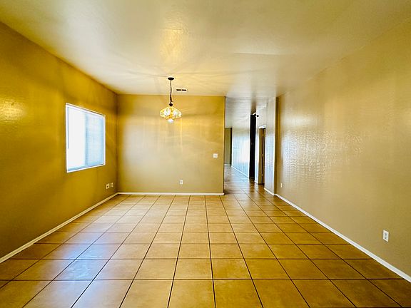 5th image of 2219 N 92nd Dr