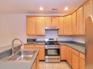 342 Oswego Ct, West New York, NJ 07093