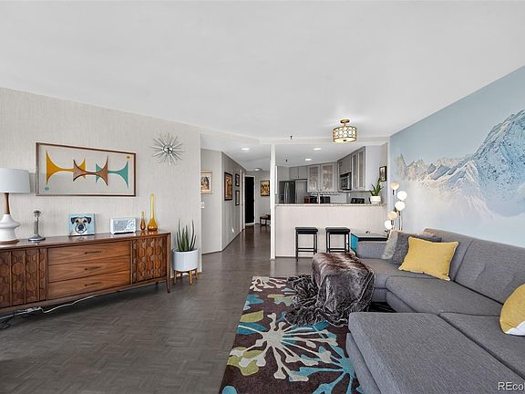 4th image of 100 Park Avenue #1703