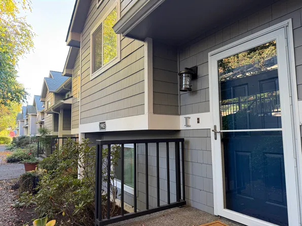 19905 4th Ave NE Unit I, Poulsbo, WA 98370