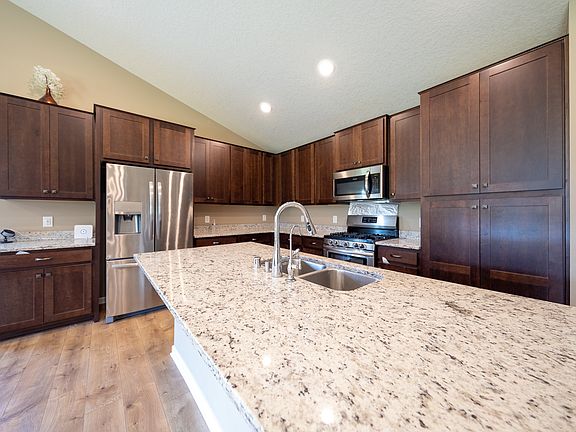2nd image of 4660 Zinc Dr