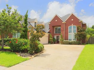 2715 Garden Falls Dr, Manvel, TX 77578