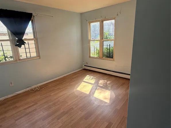 17823 146th Dr, Jamaica, NY 11434