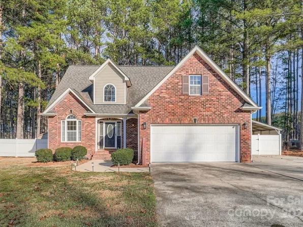 316 Durham Rd, Stanley, NC 28164