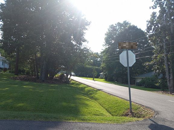 5th image of 701 S 18th Ave