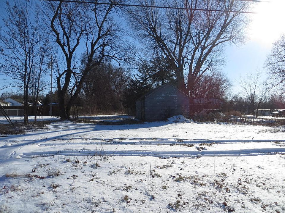 1st image of 502 E Central St