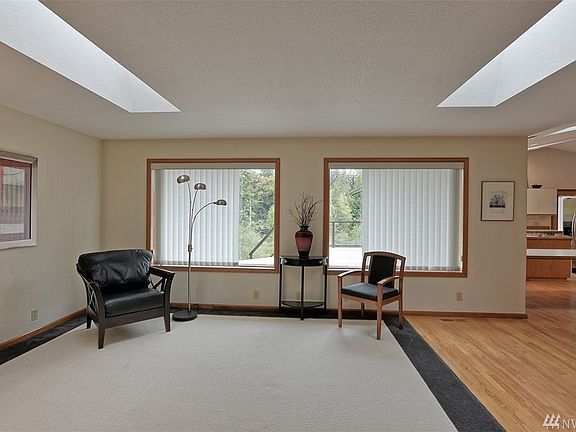 5th image of 11328 51st Ave NE