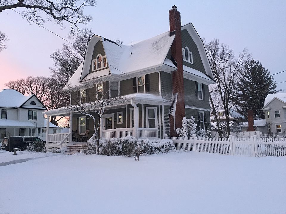 1st image of 267 Lakeview Ave