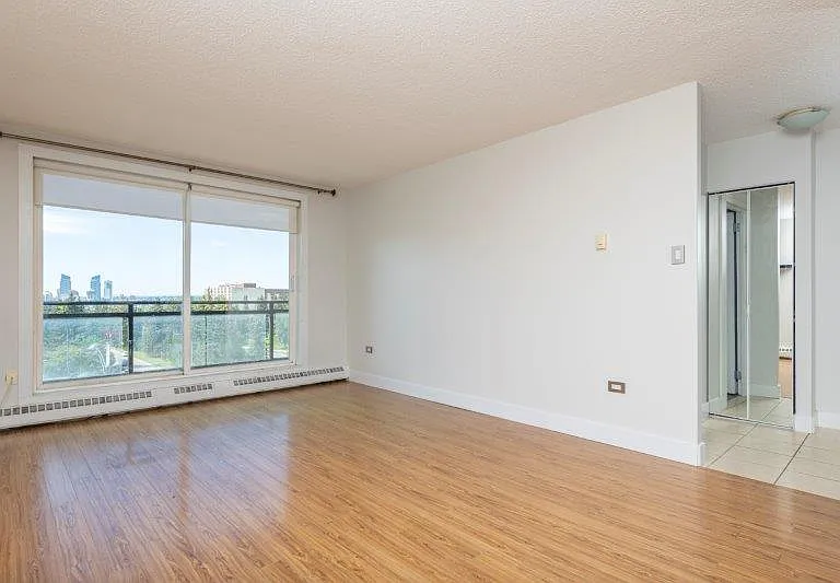 1022 16th Ave NW #603 — Photo 3