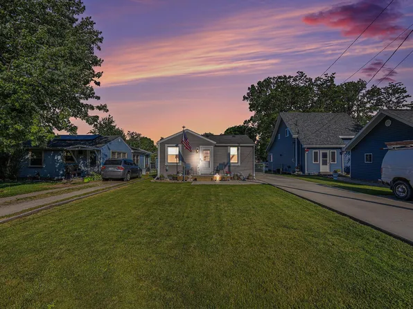 361 Walnut Dr, East China, MI 48054