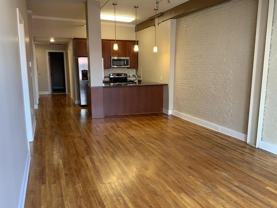 1st image of 214 W Jefferson St