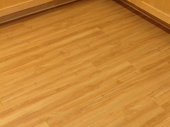 Laminate floors on main floo