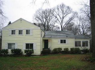 5 Keenes Rd, Westport, CT 06880